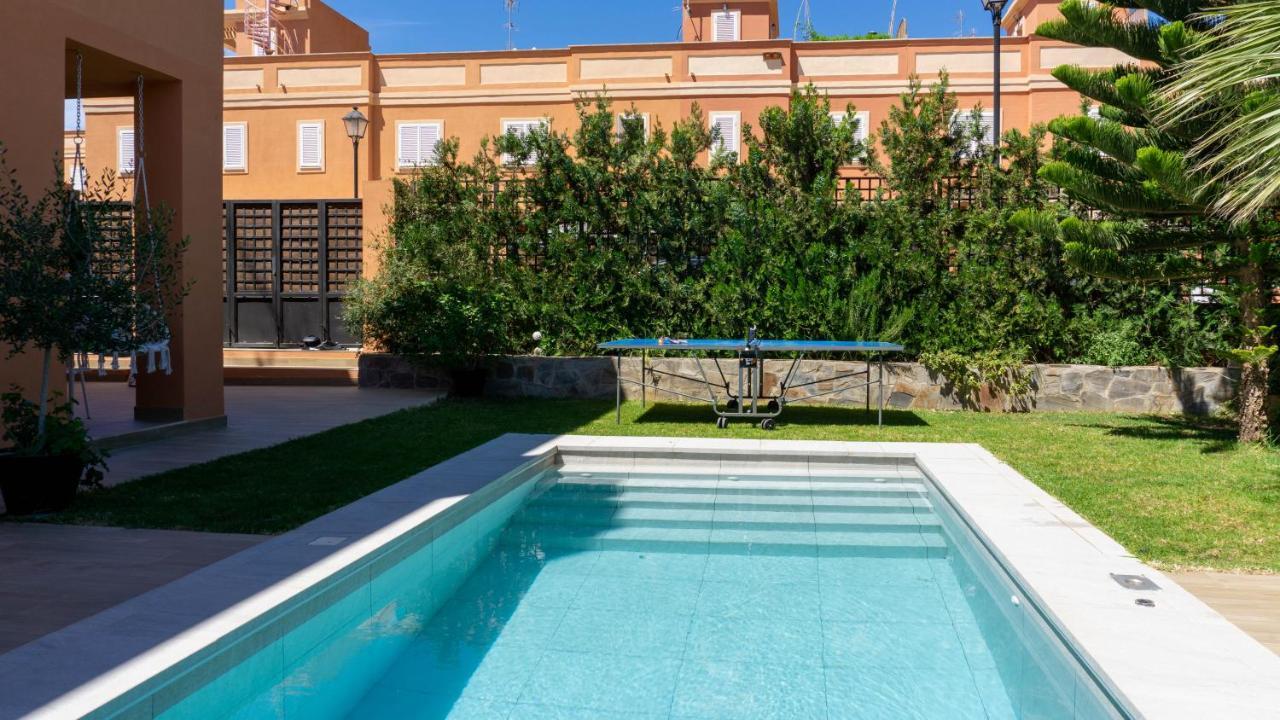Вилла Luxury Modern House Malaga Бенахарафе Экстерьер фото